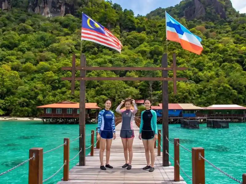 Day trip excursion to the iconic Bohey Dulang island Sea Plus Water Chalet Resort